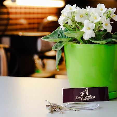 Leo Apartment Bratislava Luaran gambar