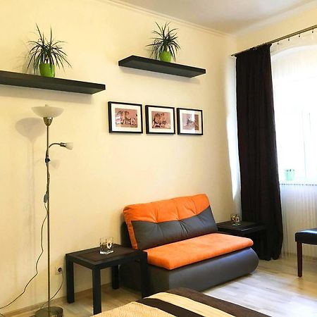 Leo Apartment Bratislava Luaran gambar