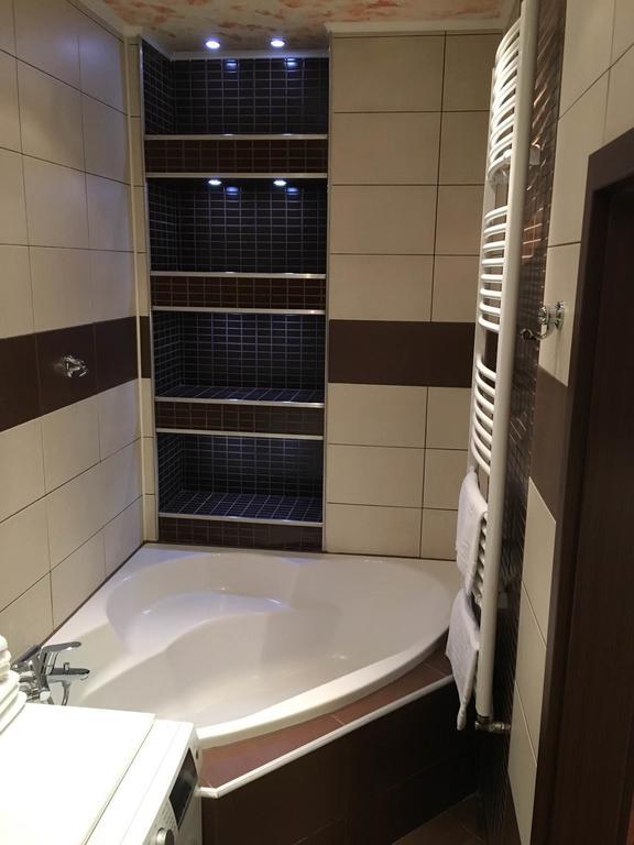 Leo Apartment Bratislava Luaran gambar