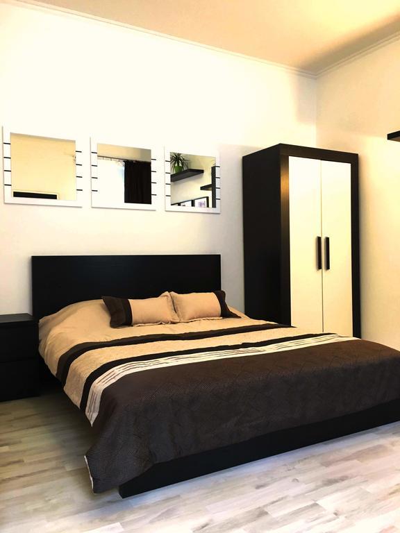 Leo Apartment Bratislava Luaran gambar