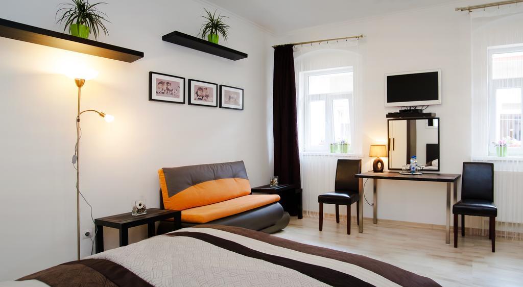 Leo Apartment Bratislava Luaran gambar