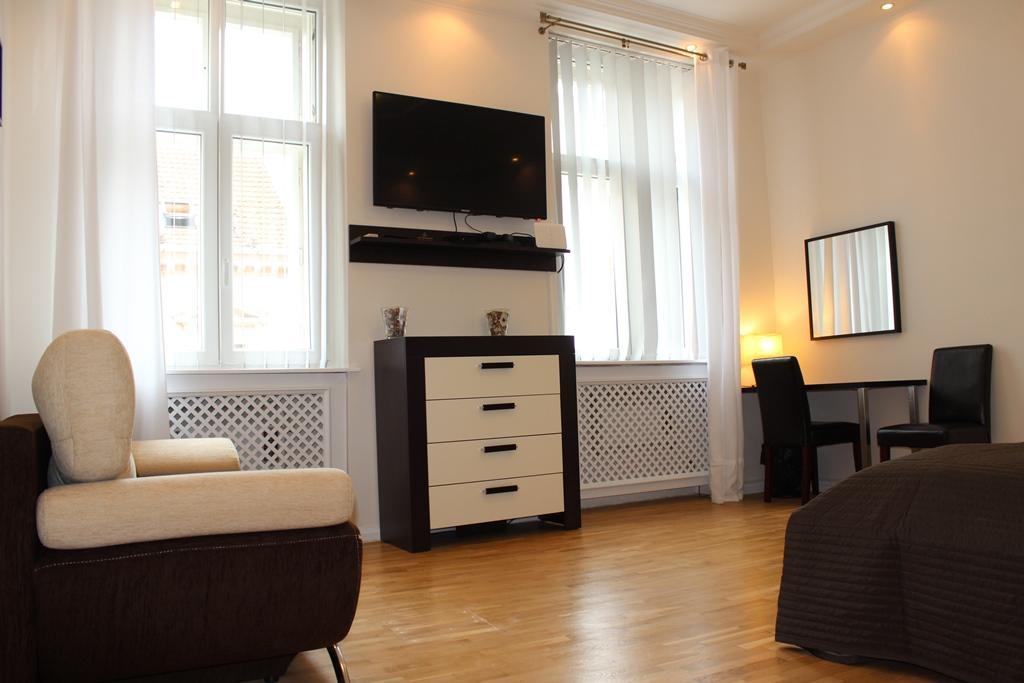 Leo Apartment Bratislava Luaran gambar